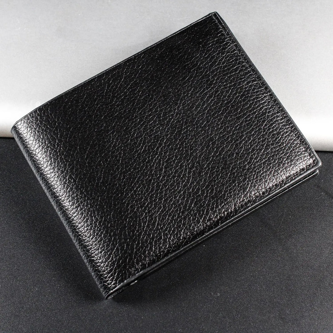 Sleek  Smart Wallet