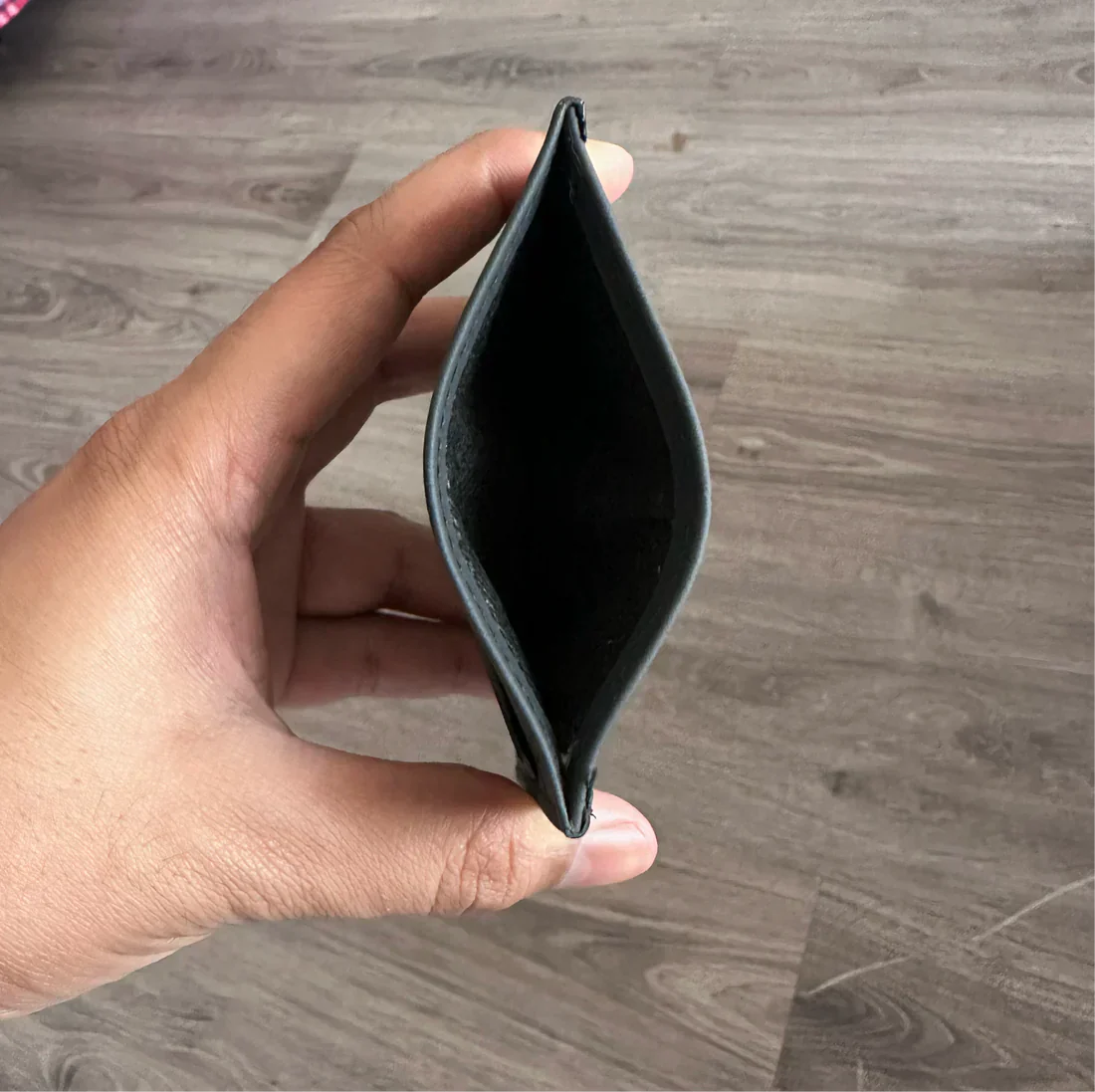 SlimFit Genuine Card Holder